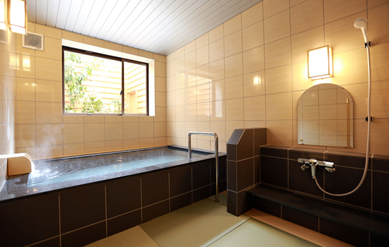 Women’s Main Bath (Enmei)